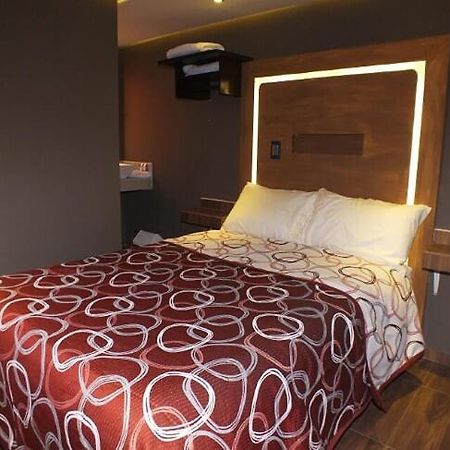 Refugio Hotel Pueblo De Madera מראה חיצוני תמונה